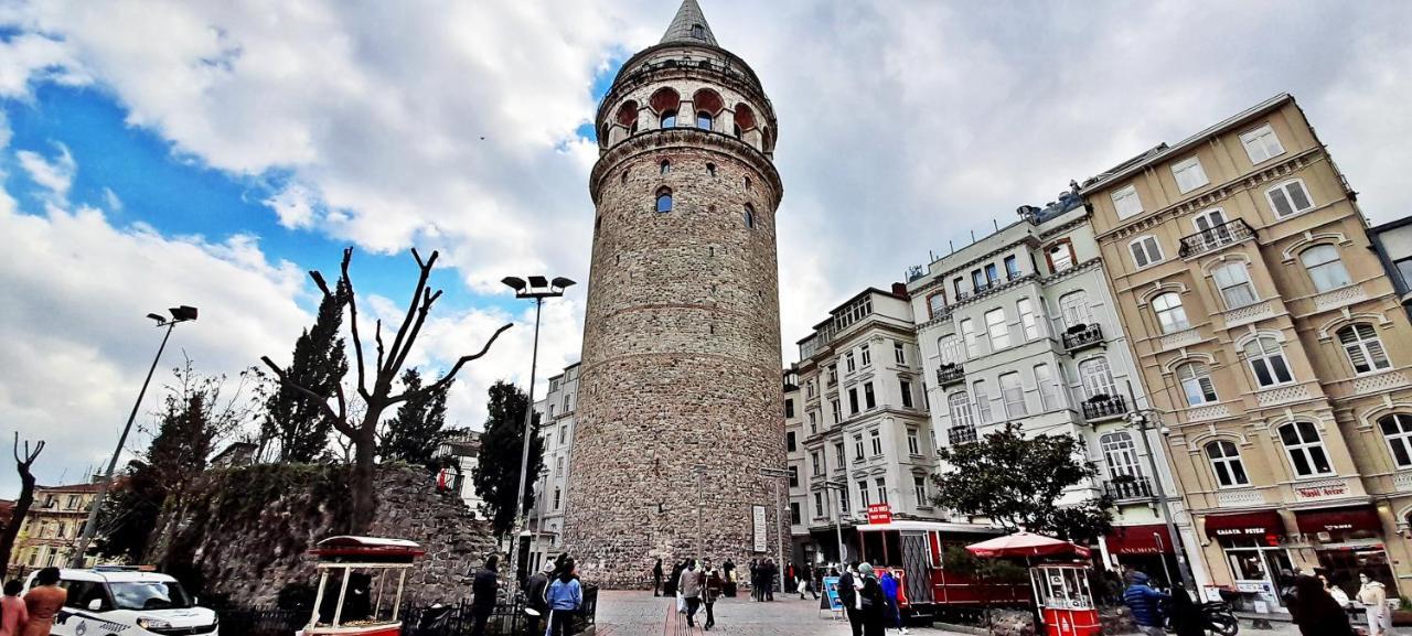 Appartement Maria Apart Close To Galata Tower And Taksim Istanboel